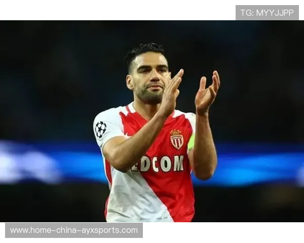 埃因霍温购入年轻急插手