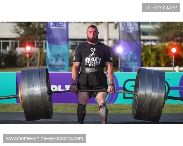 世界大力士赛亚洲选手首次夺冠，全场跪地欢呼