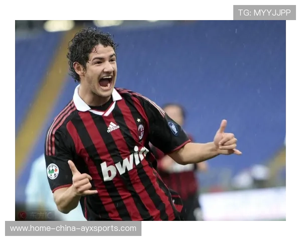 切尔西帕尔默盘带节奏极具灵性 切尔西帕尔默盘带节奏极具灵性