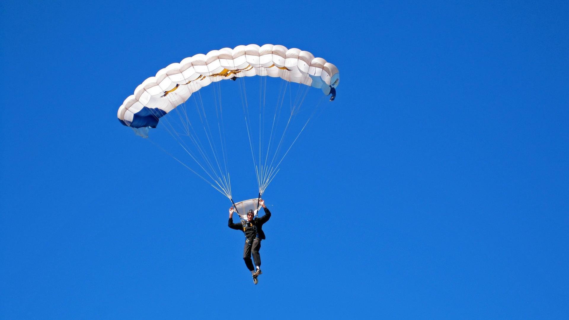 “英超战局紧绷，球队皆在为高位拼杀”，英超太强